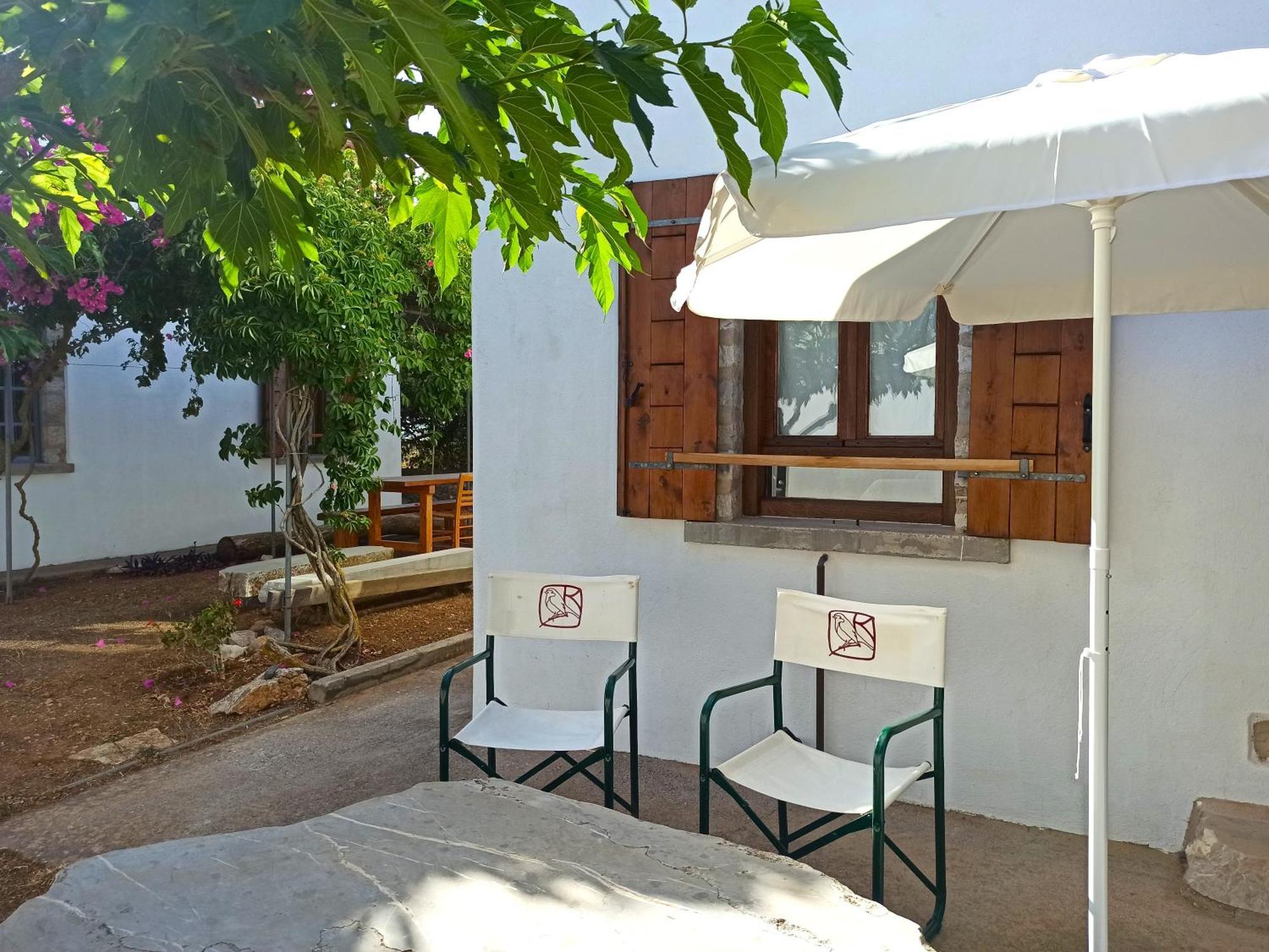 Kastraki Art Houses Kousounarion Bilik gambar